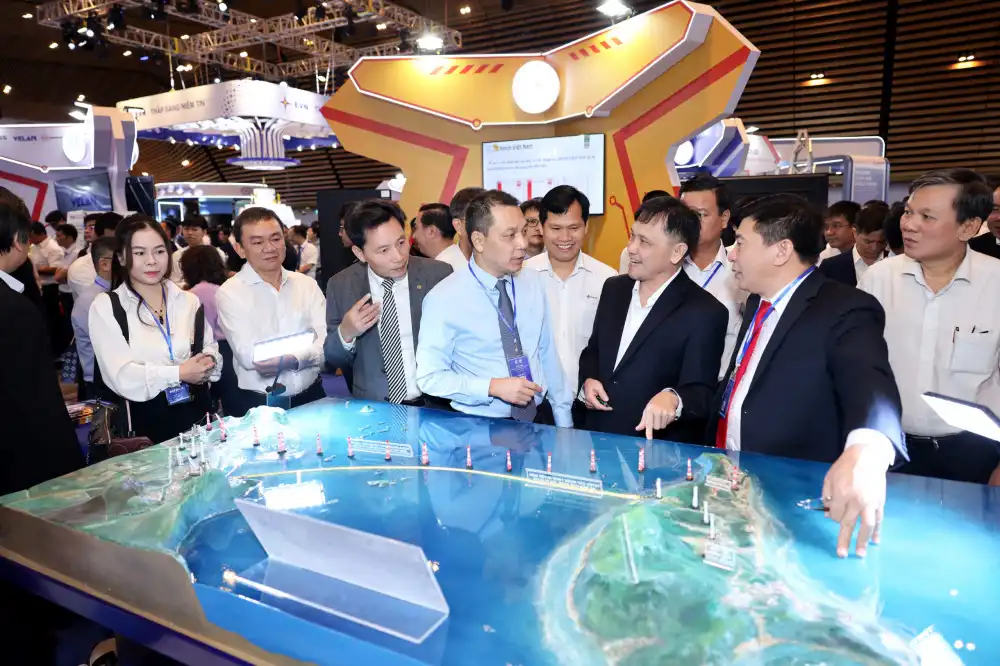 EVNSPC gây ấn tượng tại Hội nghị Khoa học Công nghệ Điện lực toàn quốc 2025