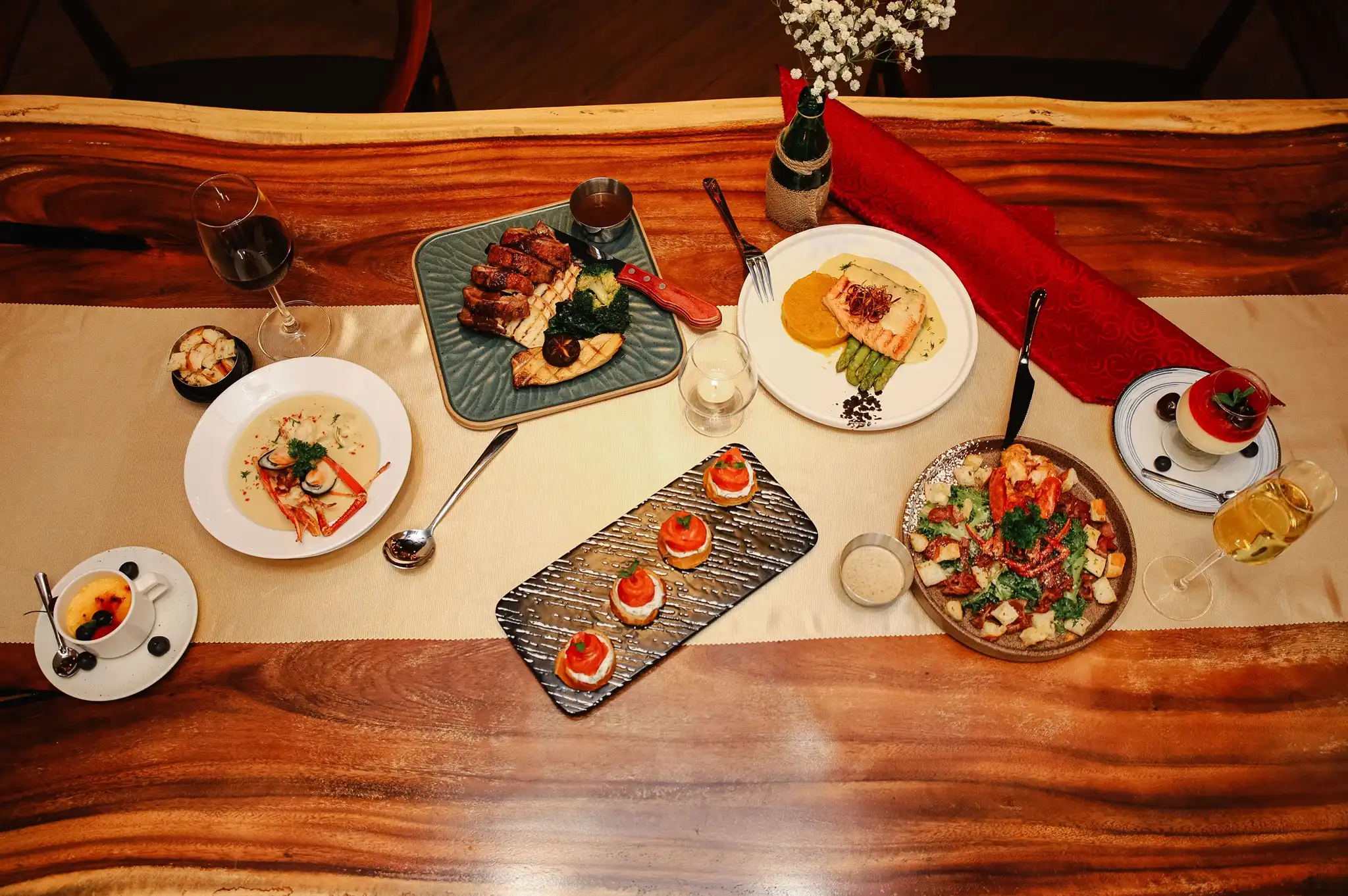 5 nhà hàng lãng mạn và ấm cúng cho đêm Valentine tại TP.HCM - 12